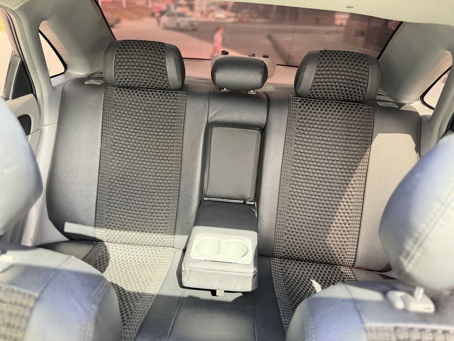 Chevrolet gentra sotiladi