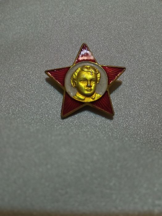 Значки Октябренка СССР