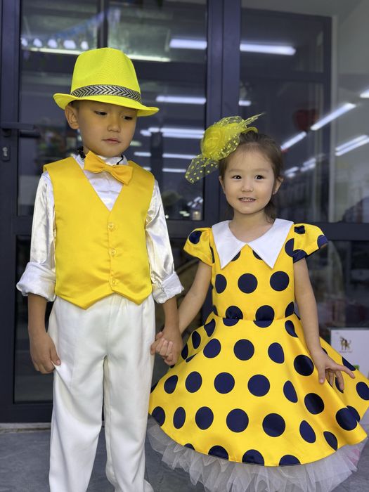 костюмы и платья на прокат