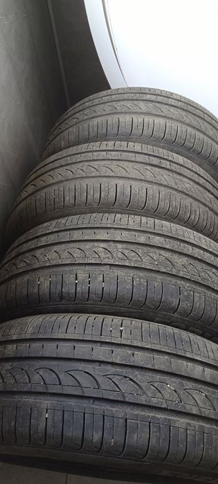 Шины R 17 в отличном состоянии.