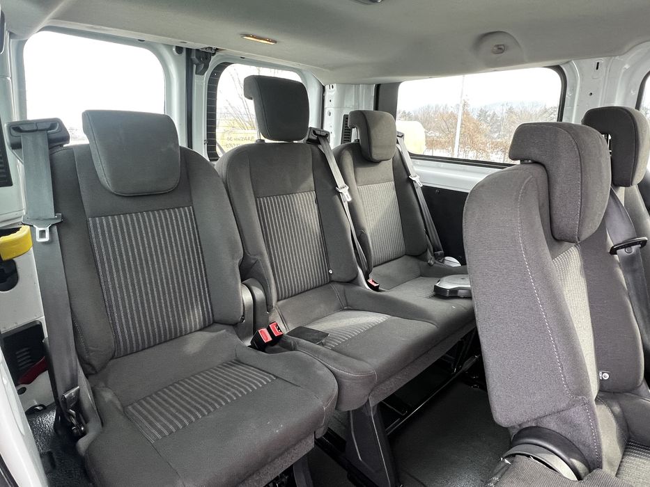 Ford Transit Custom An Fab.2014 2,2 Tdci 8+1 Locuri Recent Adus !