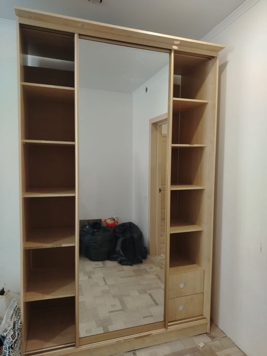 Продается шкаф купе