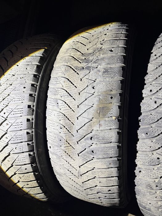 Шины 215/60 R17                                     .