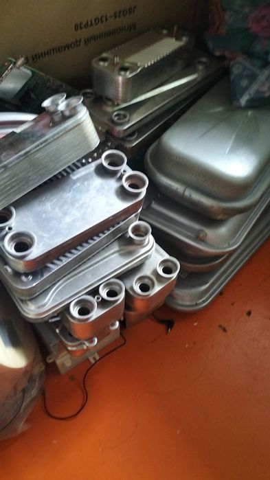 Продается газ котёл запчасти