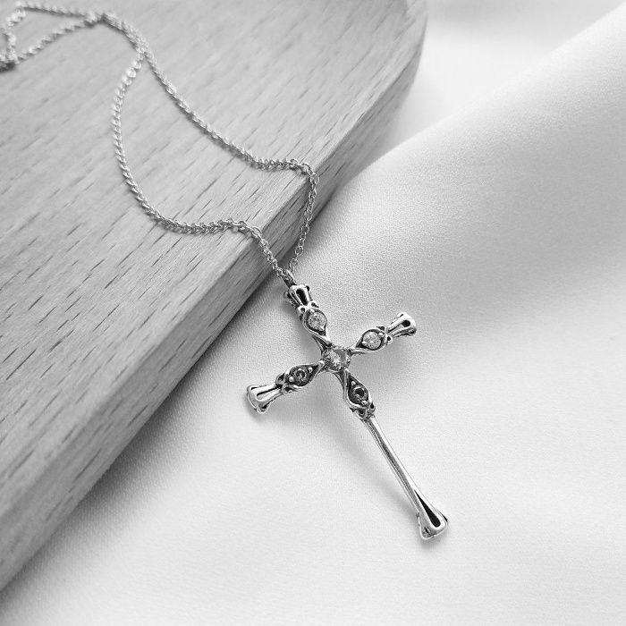Lant de argint cu cruce