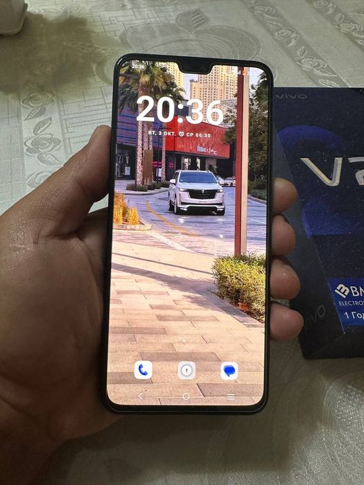Продается  Vivo  V23  8-128g