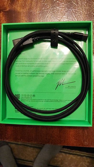 Razer DeathAdder V4 Pro игровая мышь