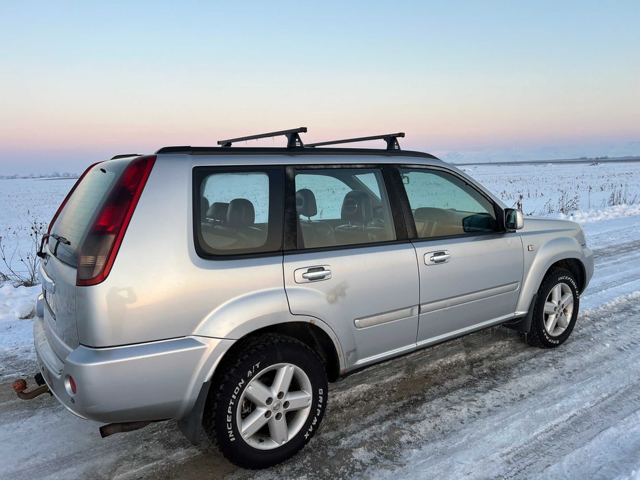 Nissan X-Trail 2.2 dCi 4x4 | Trapă | Anvelope A/T | Fiscal pe loc