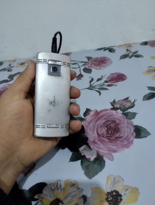 Нокиа простушка!