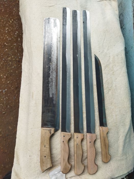 Lavash pichoqlar  gosh ochishga kesizga keskir rasiskiy metal