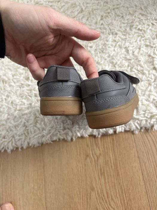 Papuci H&M marimea 24
