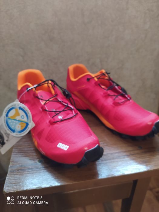 Продаю Кроссовки Salomon
