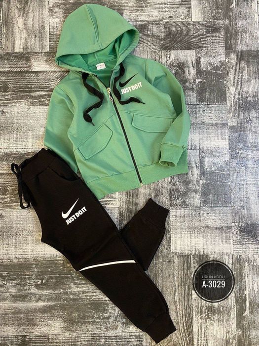 Спортивка осень весна