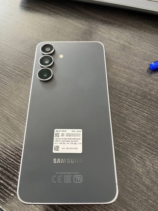 Samsung S25 Fe 5g  8/128 Obmen