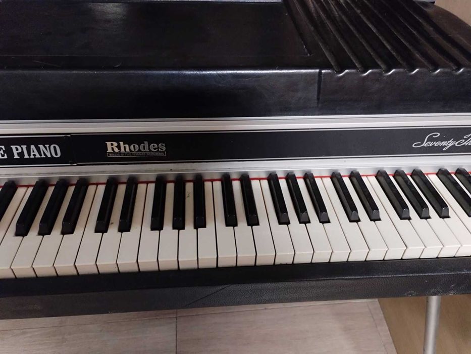 Продавам пиано FENDER RHODES MARK II 73 клавиша