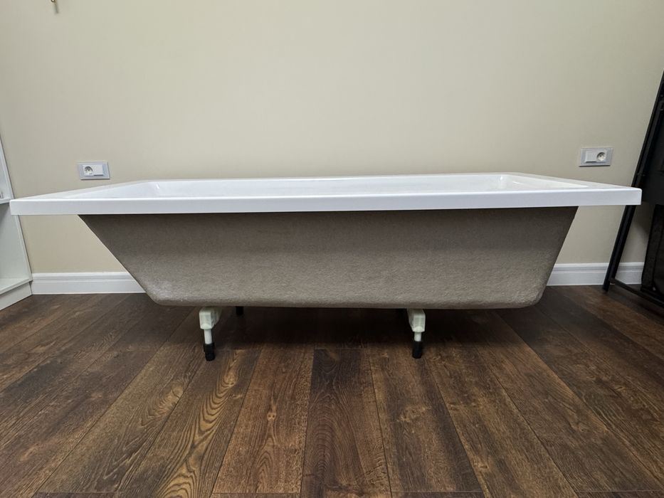 Vand cada noua marimea 170/75