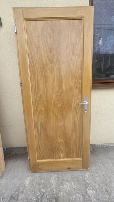 Vand 2.usii interior din tei