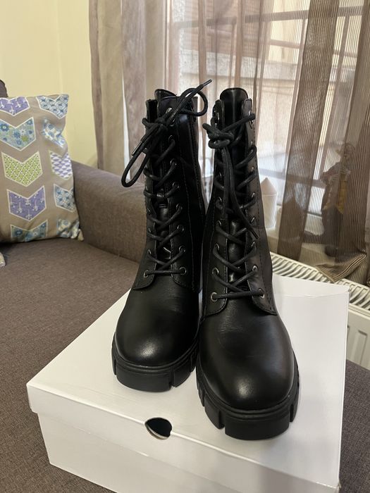 Кожени Боти с Висок ток