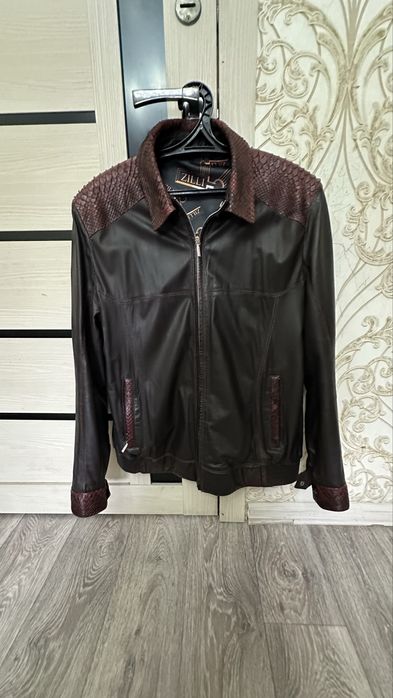 Куртка кожанная