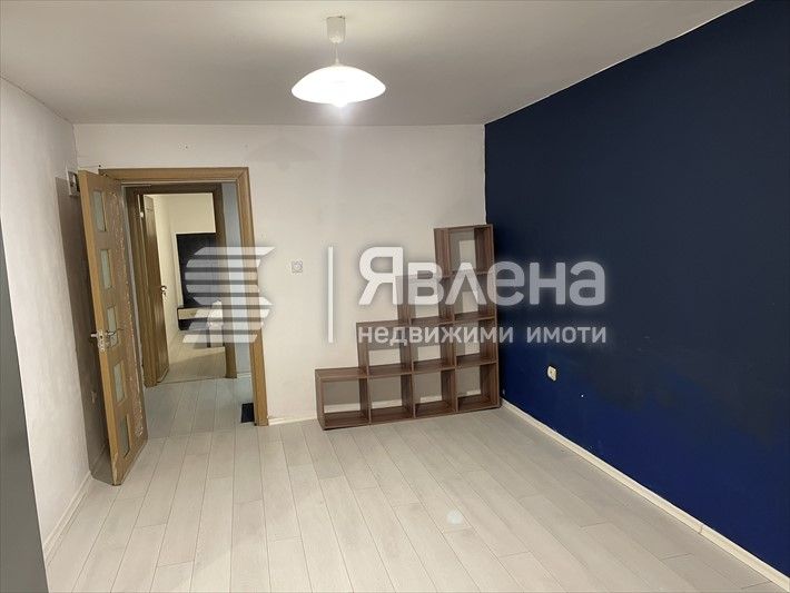 Продава се Двустаен апартамент в София, Редута - 59 кв.м за 2000 €/кв.м - Снимка #2
