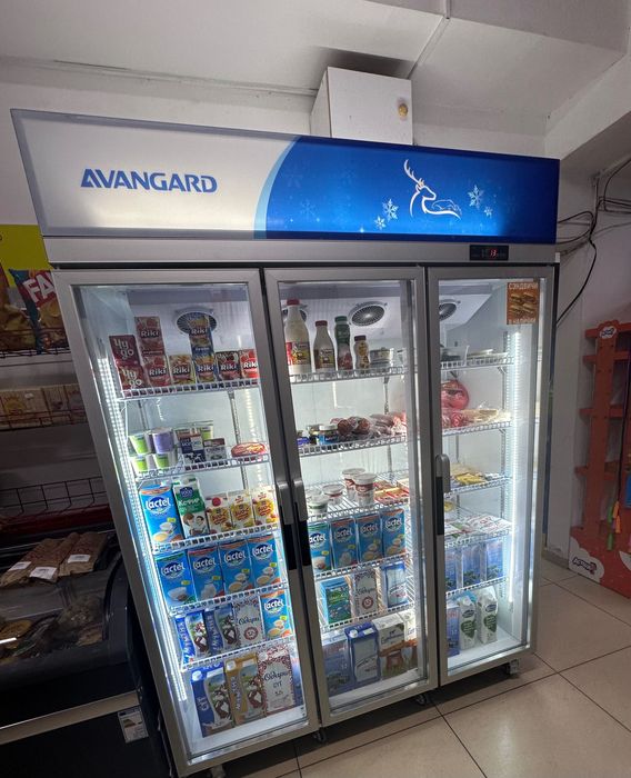 Холодильная витрина