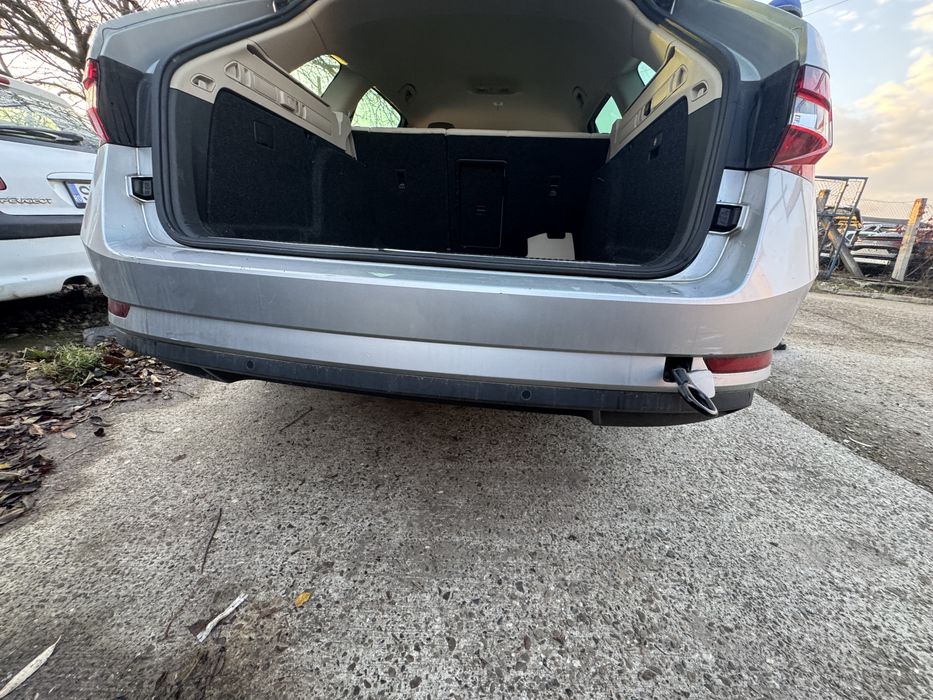 bara spate skoda superb 3 break 2.0 motorina 2015