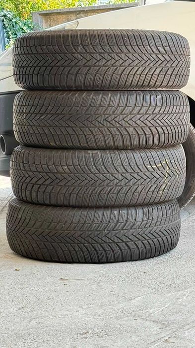 Зимни Гуми Bridgestone 245 70 16 туранза