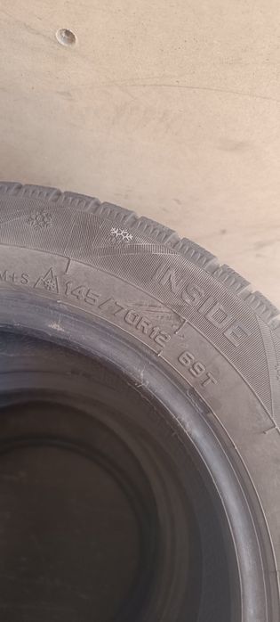 Авто шины 145,70,12