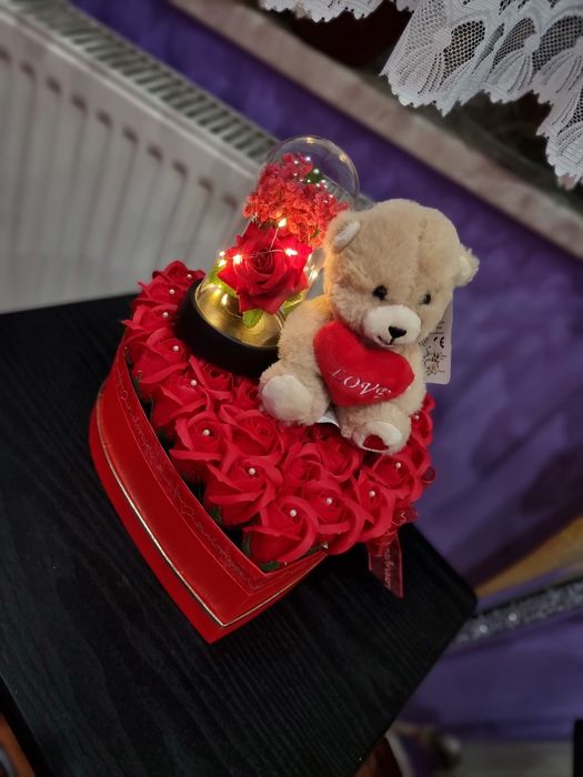 Cadou romantic in formă de inimă