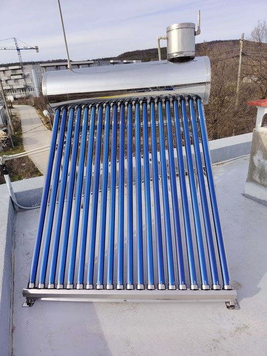 Продавам соларен бойлер 220 л.