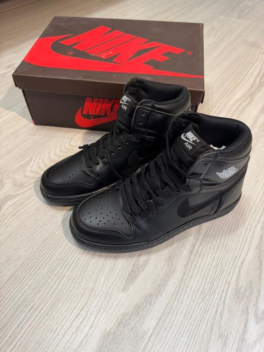 Adidasi AIR Jordan 1 TRIPLE BLACK High | Adidasi Noi Unisex |Model Nou