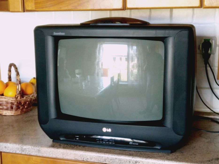 Приемник Контата и Телевизоры  LG диагональ 51