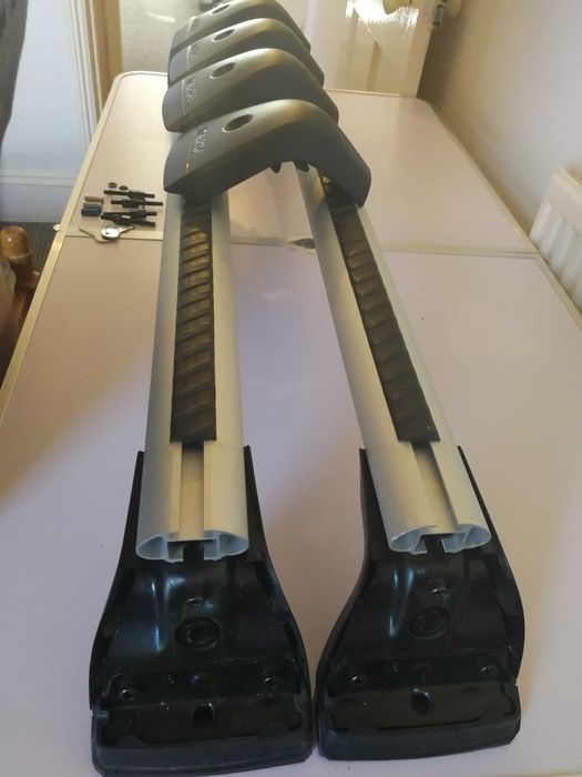 Оригинални греди, багажник за Мазда 5, 2010-2015