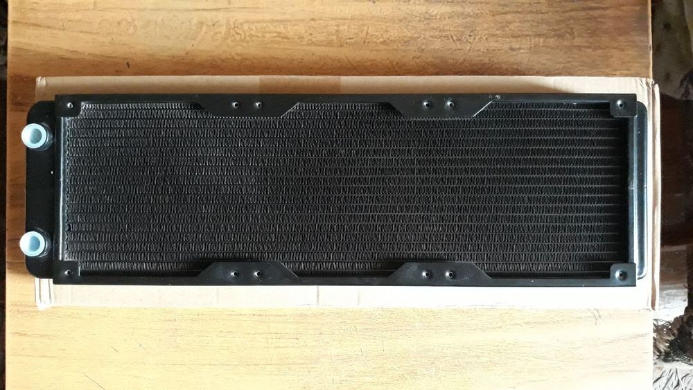 Радиатор ВОДОБЛОК CPU + фитинги уголки, заглушка и клапан.