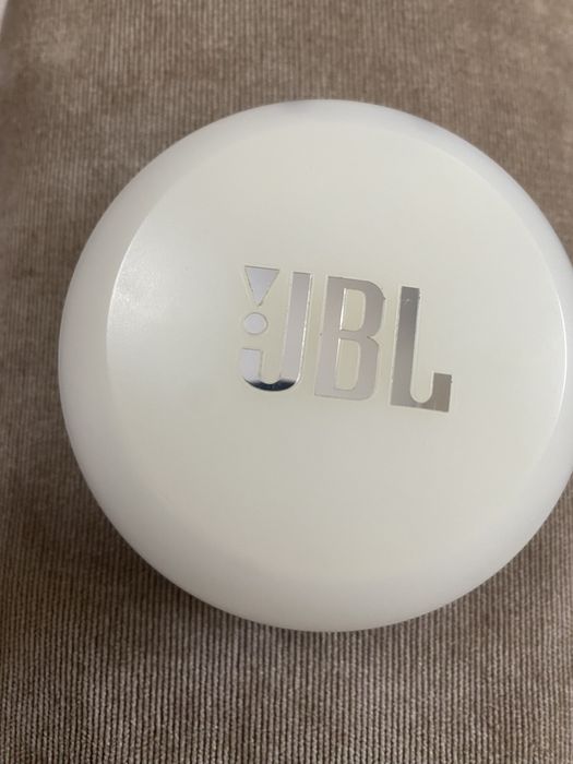 Dock casti Jbl Free x