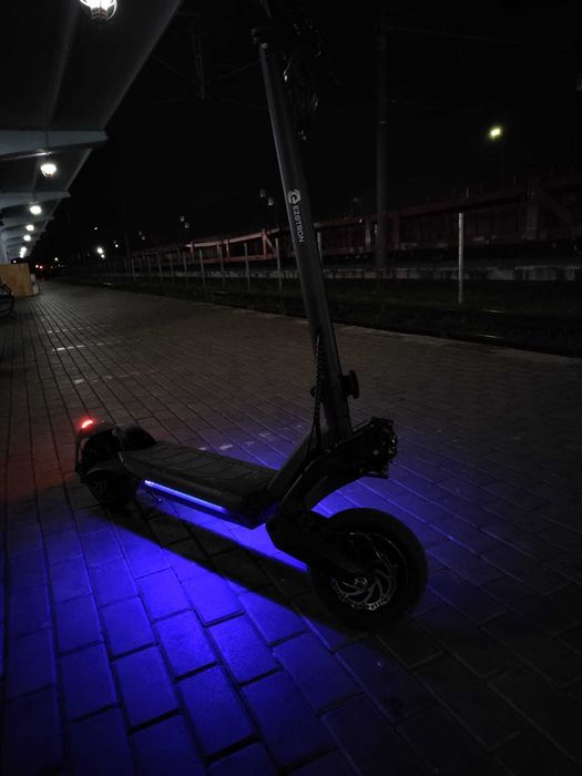 Trotinetă electrică Ezotron E100 Pro