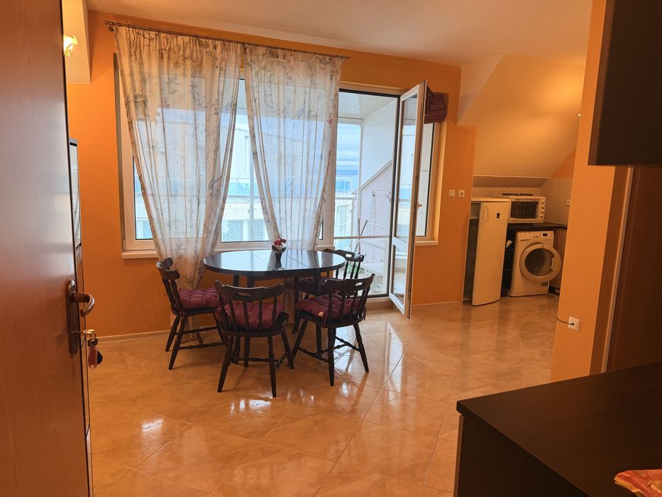 Дава се под наем Двустаен апартамент в Поморие - 68 кв.м за 380 € - Снимка #5