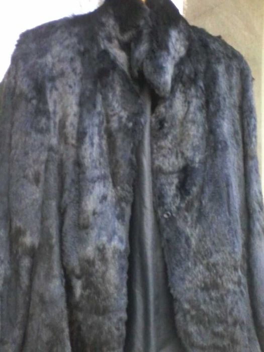 Черно кожено палто