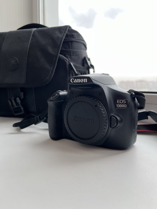 Фотоаппарат Canon EOS 1300D