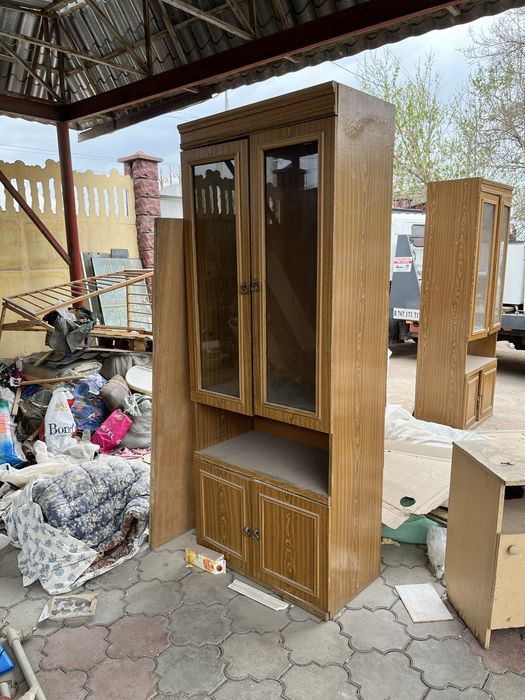 Продам шкаф в неплохом состоянии