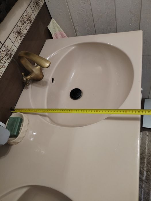 Chiuvetă dubla baie cu baterii  incluse!