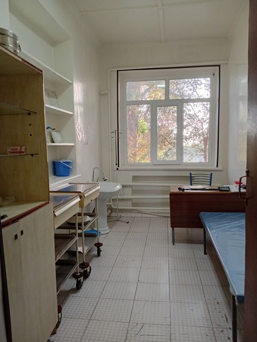 Klinika sotiladi 240.9 sotix umumiy maydon