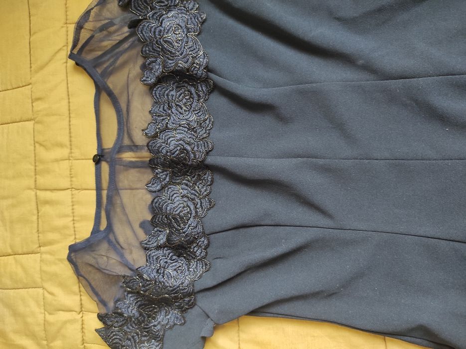 Rochie de ocazie,practica..