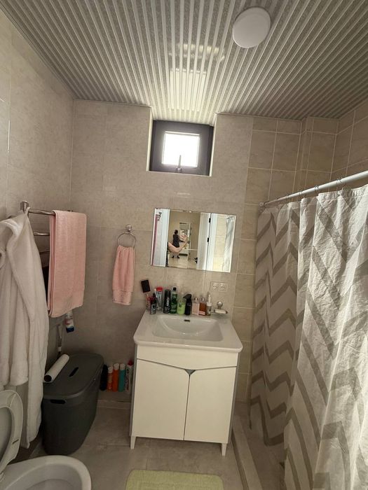 Белтепа Ибин Сино йол юзида 3хонали уй 3 этаж