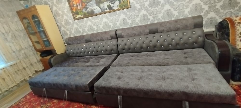 Раздвижные два дивана