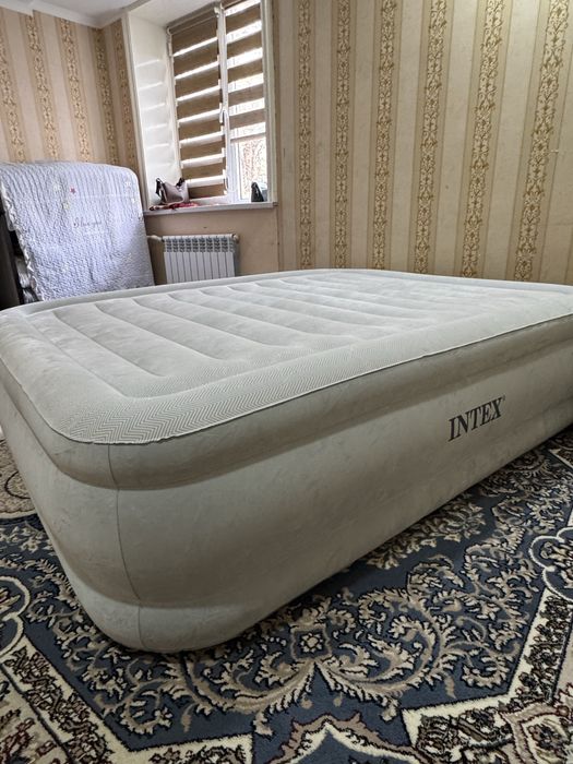 Надувной кравот сотилади(Intex original)