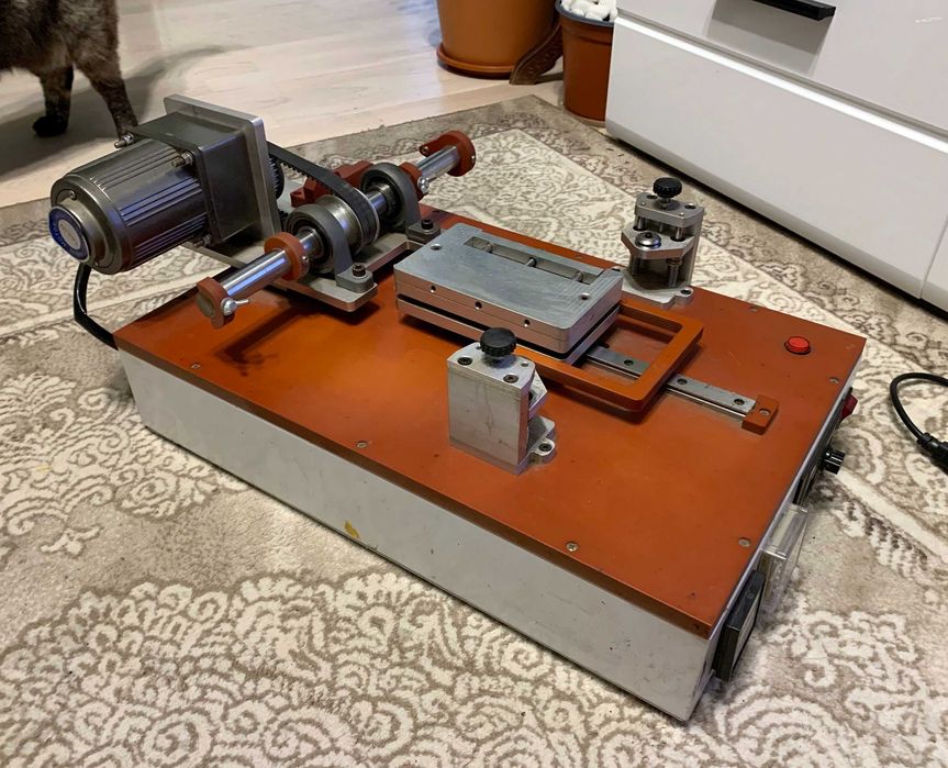 Mașină laminare și reparații LCD/Touchscreen – cu accesorii