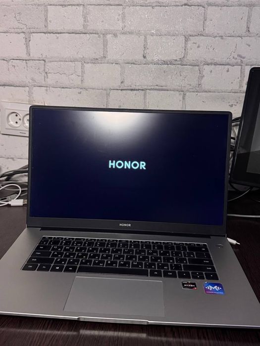 Ноутбук Honor magicbook 2020