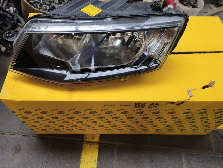 Far stinga Skoda Octavia 3 halogen original