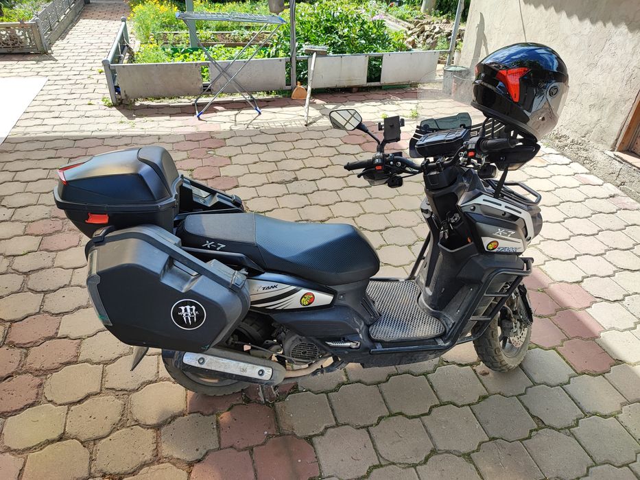 Tank x7 150cc скутер